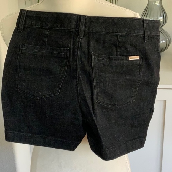 WHITE HOUSE BLACK MARKET SHORTS 2 - Picture 2 of 2